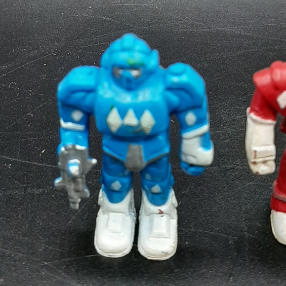 Lot of 3 Soma Sonic Rangers Warriors Miniature Figures Red Green and Blue - Picture 3 of 6